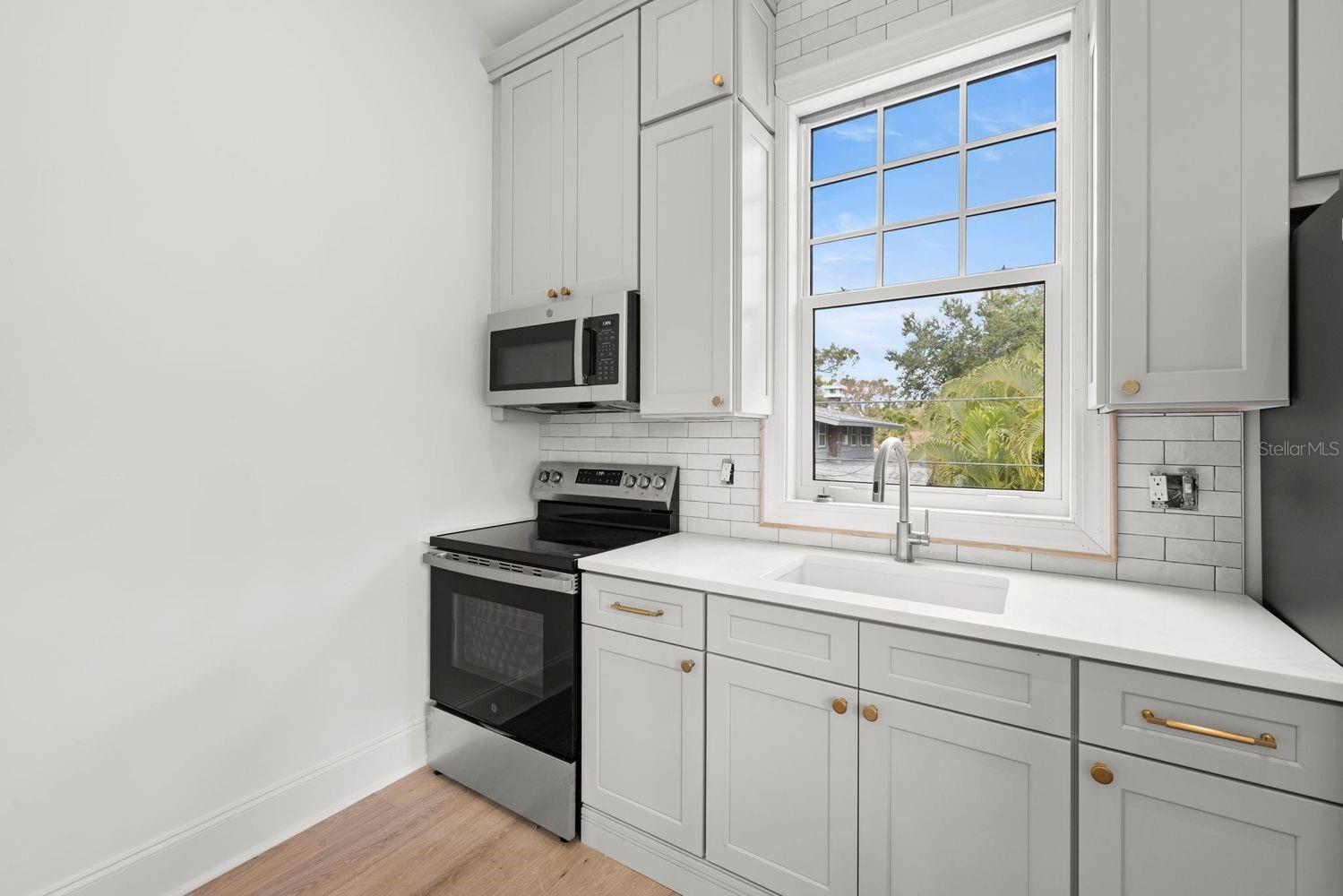 SNELL & HAMLETT'S NORTH SHORE ADD - Residential