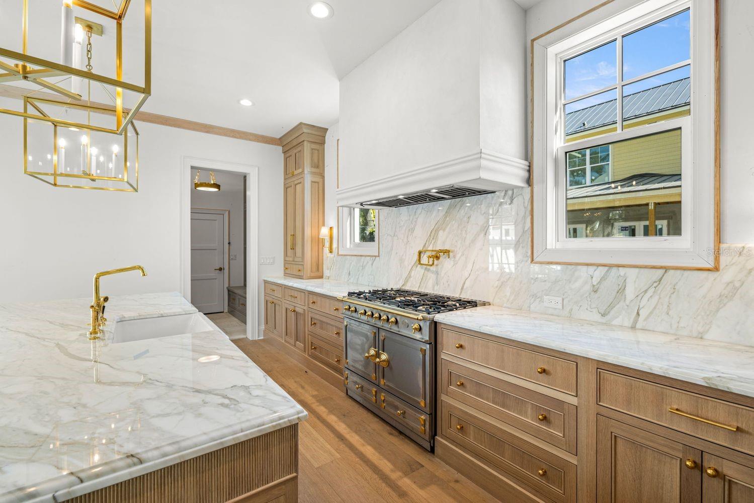 SNELL & HAMLETT'S NORTH SHORE ADD - Residential