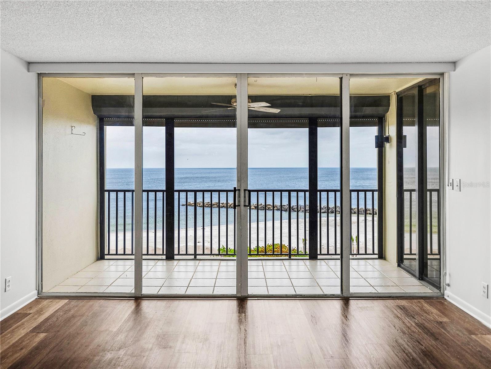 7100 SUNSET WAY 405