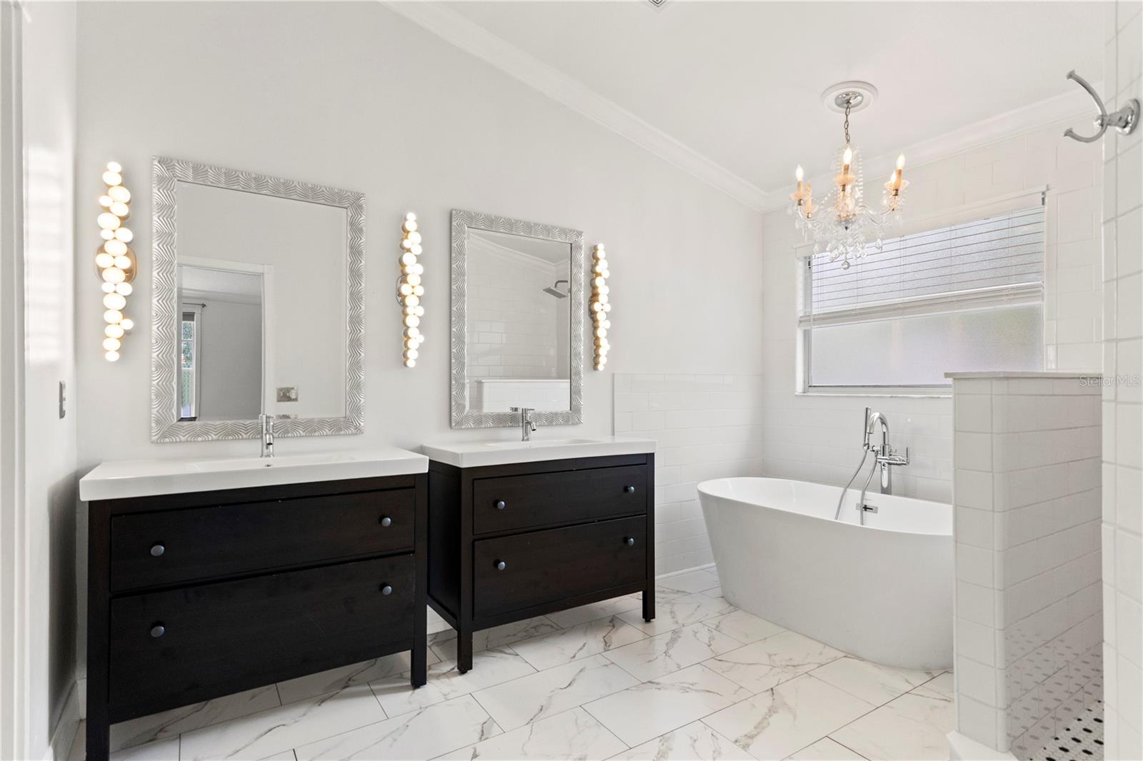 HUNTERS GREEN PRCL 18A PHAS - Residential