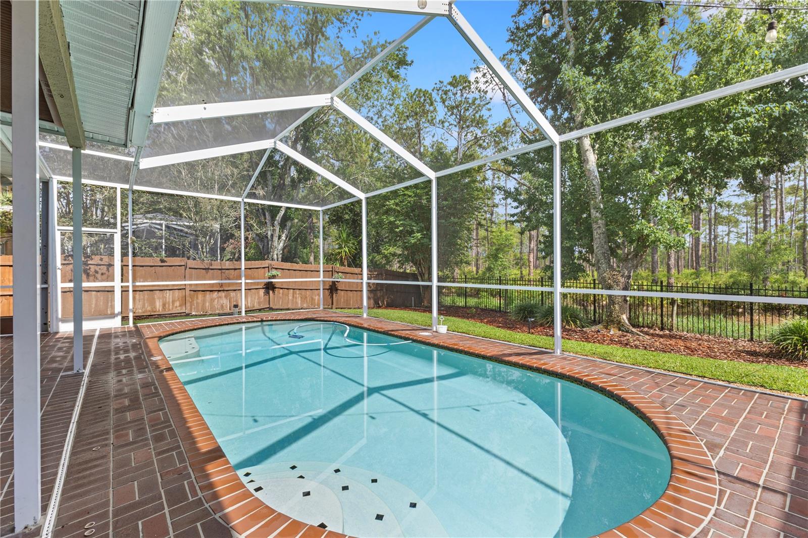 HUNTERS GREEN PRCL 18A PHAS - Residential