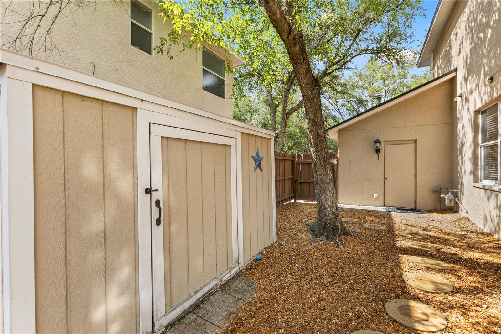HUNTERS GREEN PRCL 18A PHAS - Residential