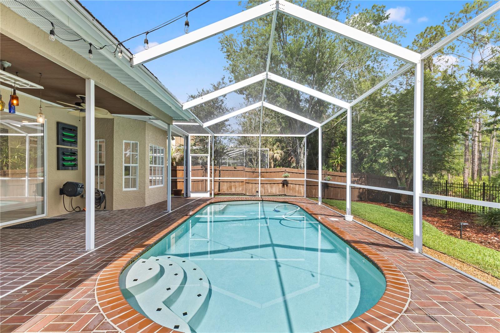 HUNTERS GREEN PRCL 18A PHAS - Residential
