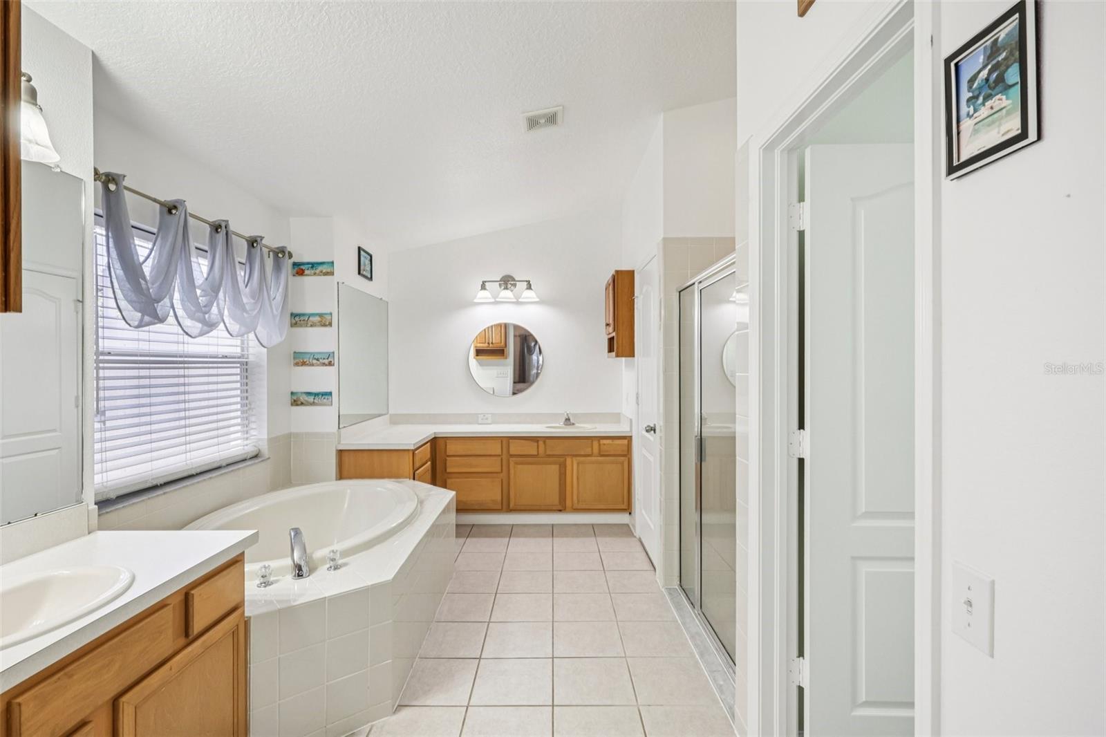 OAKS AT VALRICO PH 2 - Residential