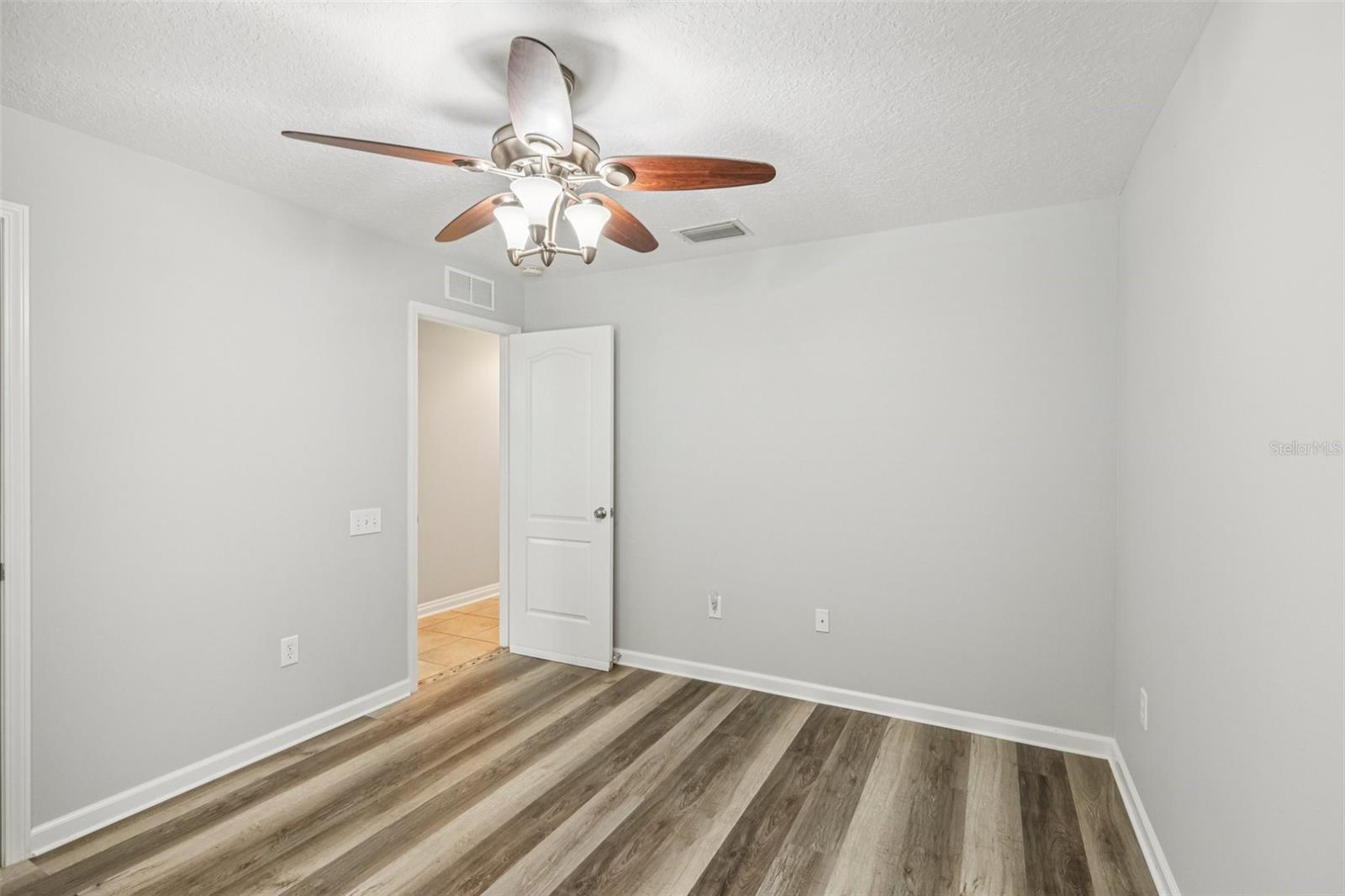 OAKS AT VALRICO PH 2 - Residential