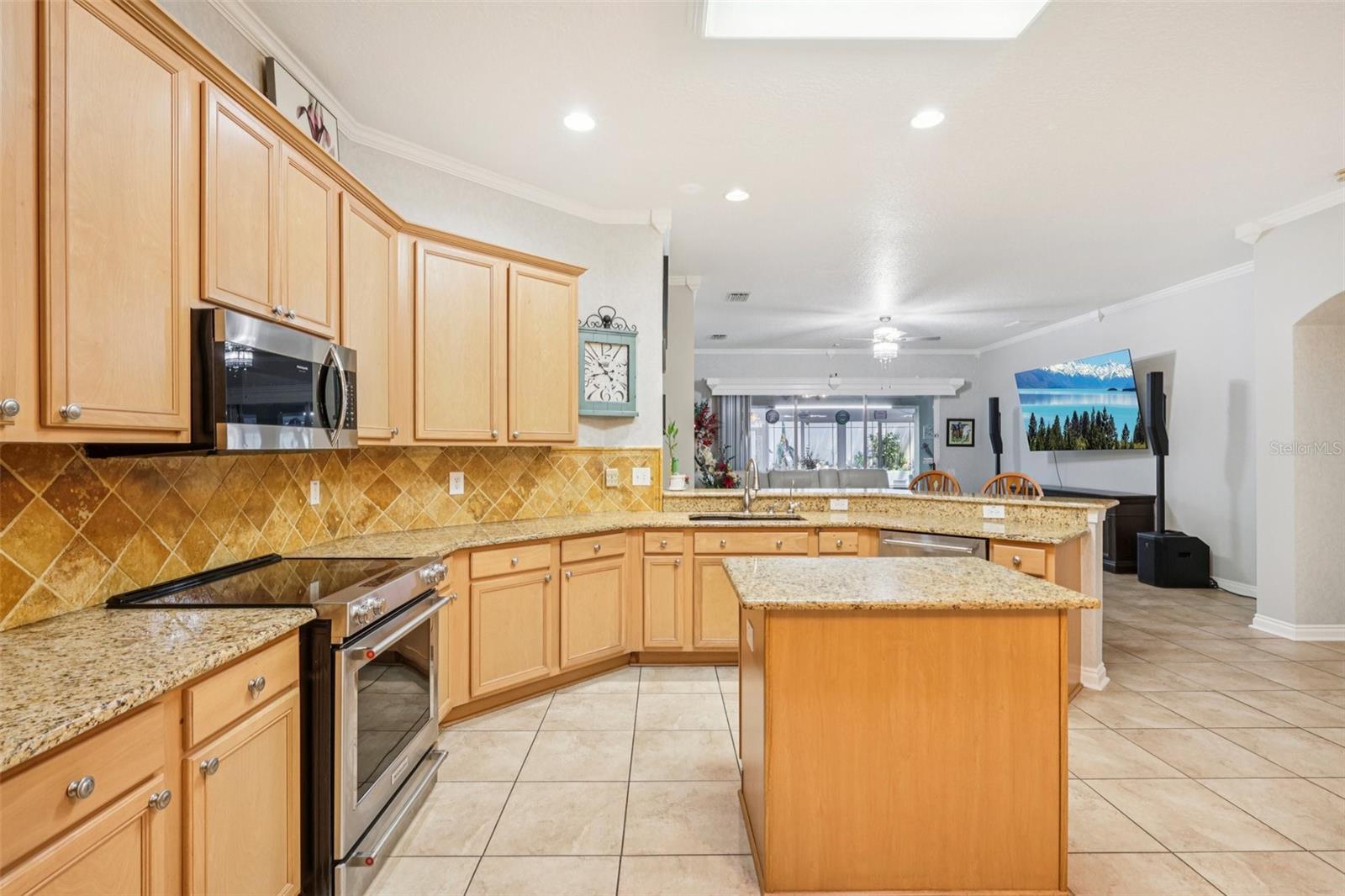 OAKS AT VALRICO PH 2 - Residential