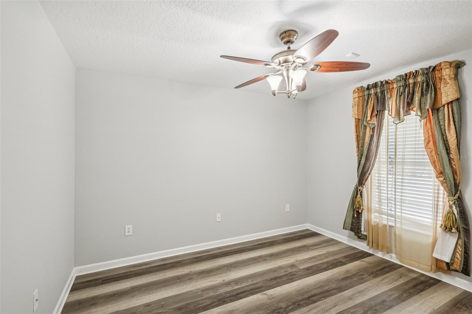 OAKS AT VALRICO PH 2 - Residential