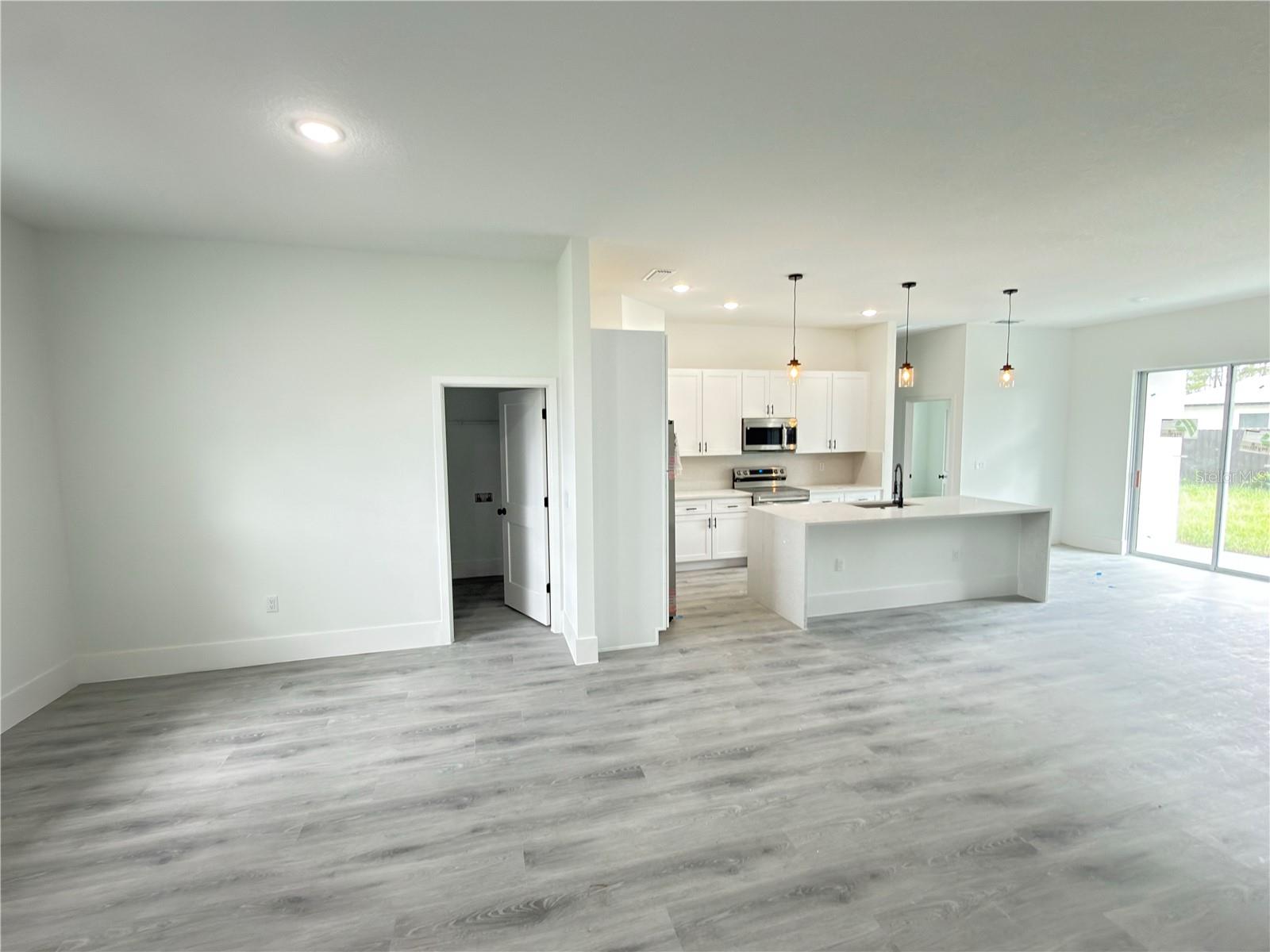 MARION OAKS UNIT 7 - Residential