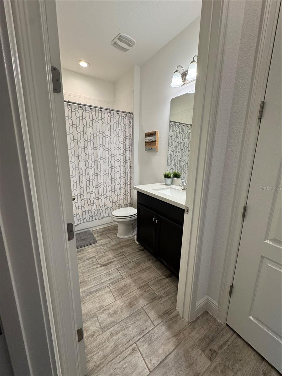 HAMLIN RESERVE - Residential Lease