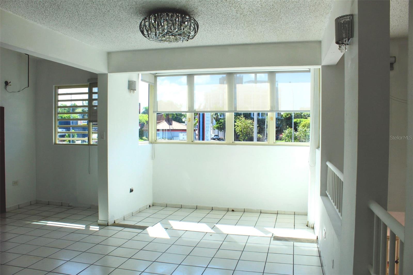 TOWN PARK APTS - Residential