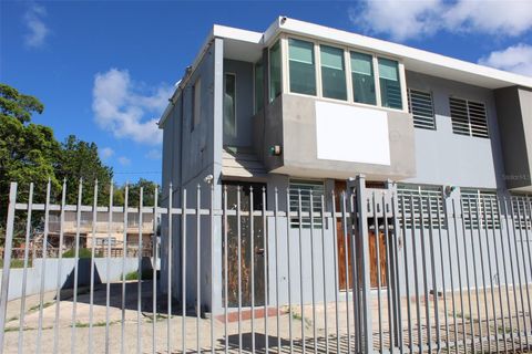 TOWN PARK APTS APTO 3 CALLE MARGINAL 3 TRUJILLO ALTO  00976