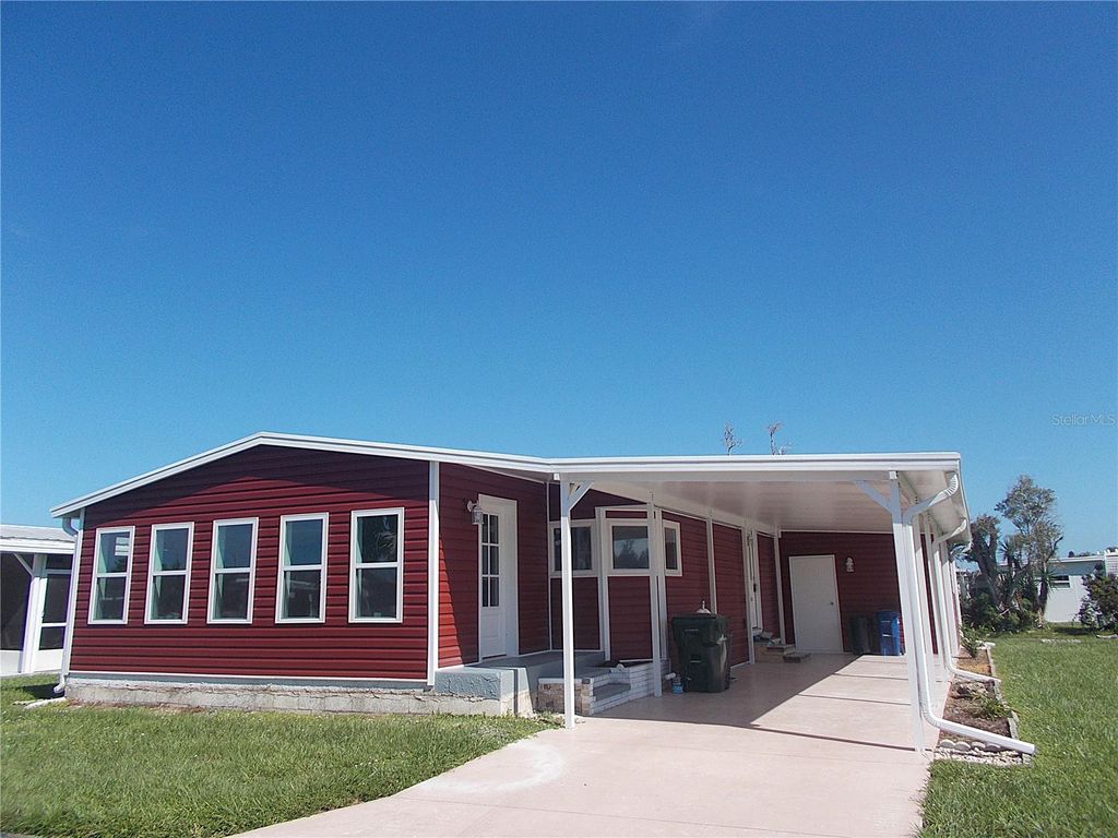 Photo of 363 Longwood Drive, Venice, FL 34285 (MLS # N6140532)