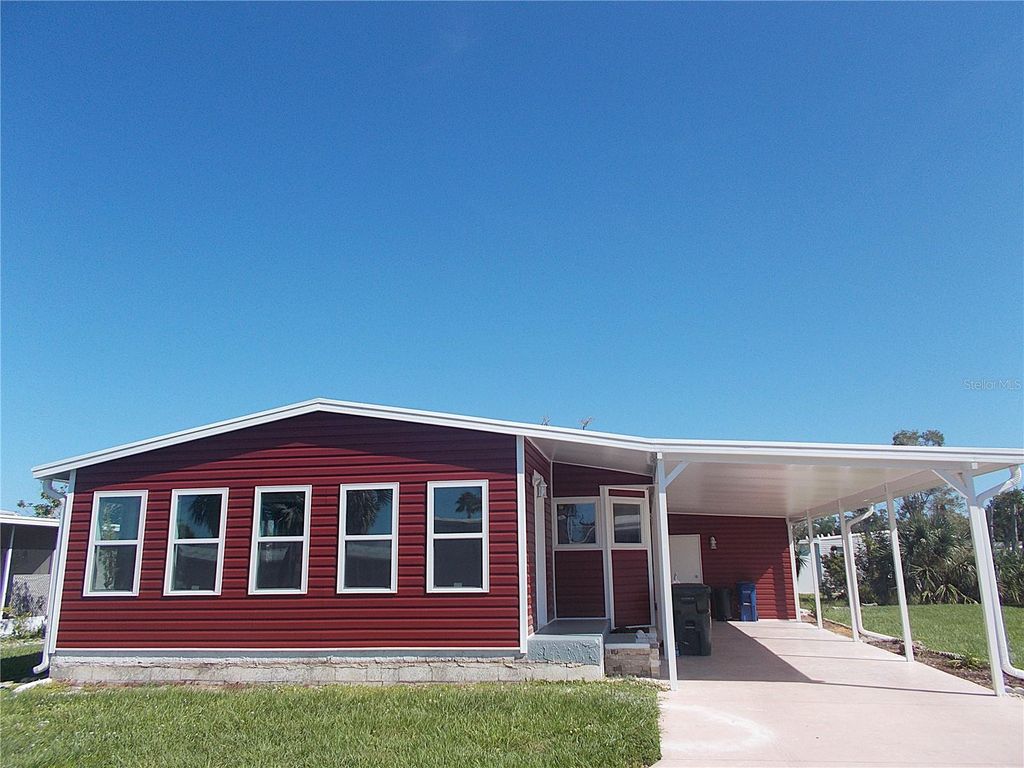 Photo of 363 Longwood Drive, Venice, FL 34285 (MLS # N6140532)