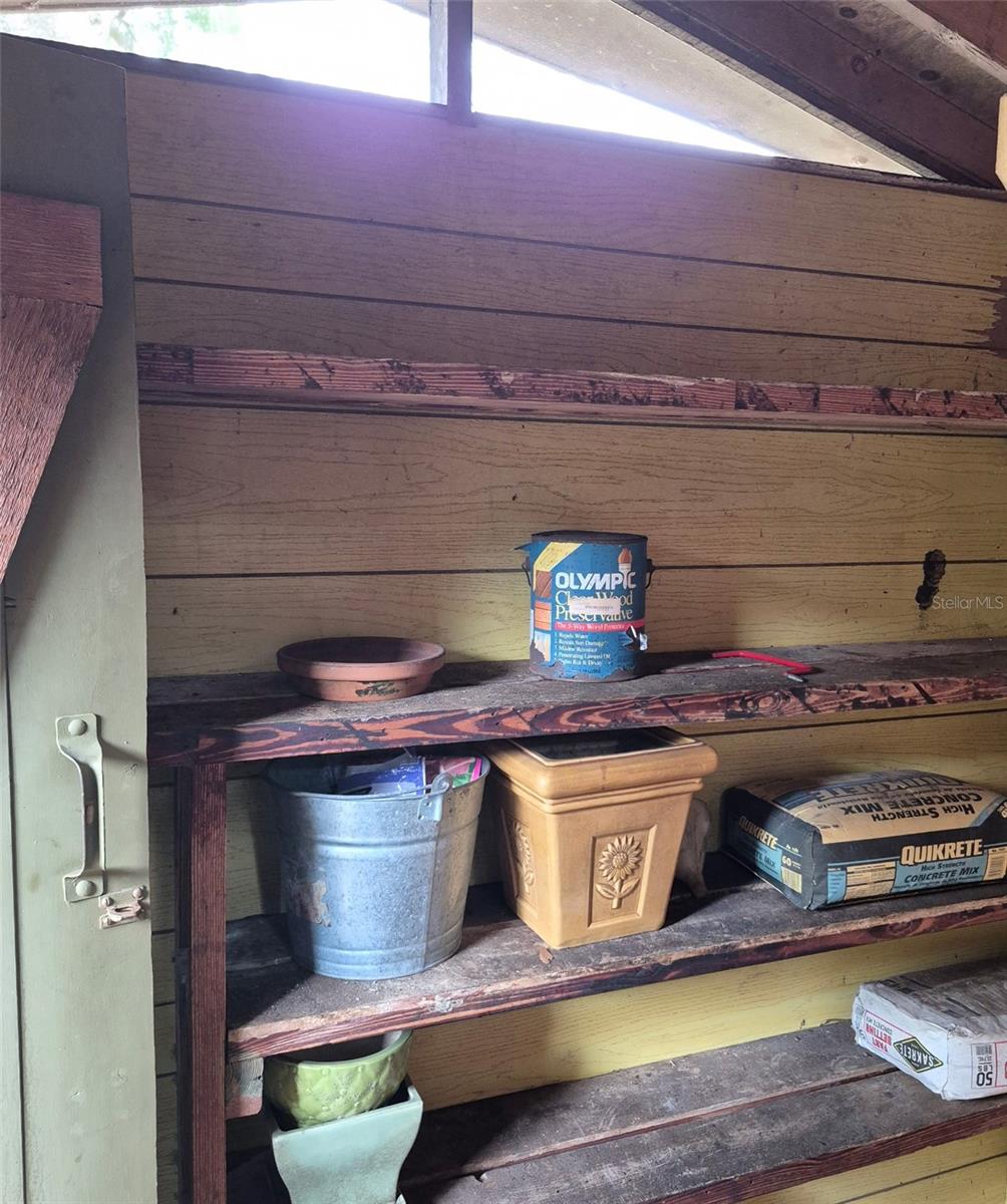 BREEZY POINT - Residential