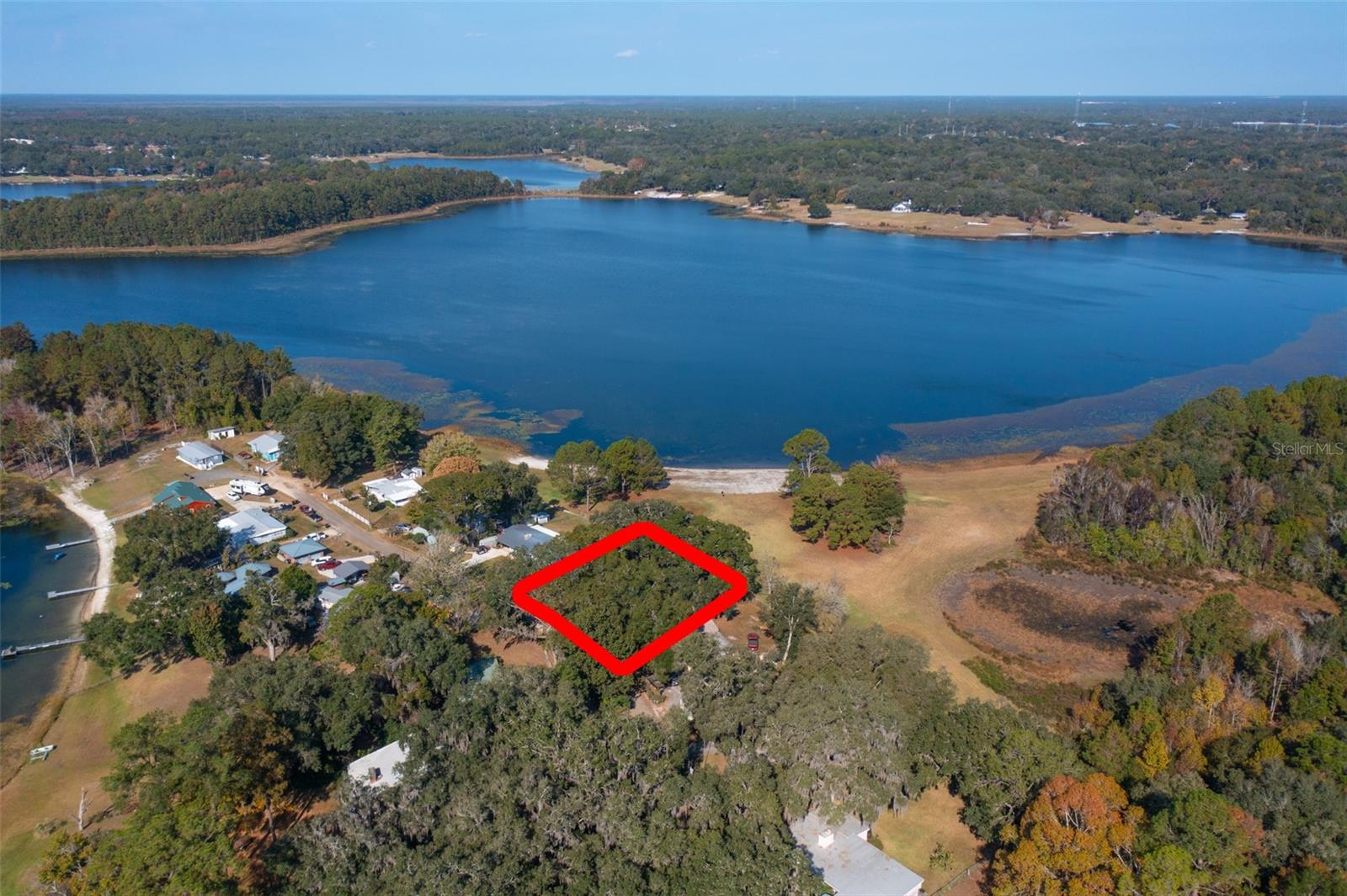 BREEZY POINT - Residential