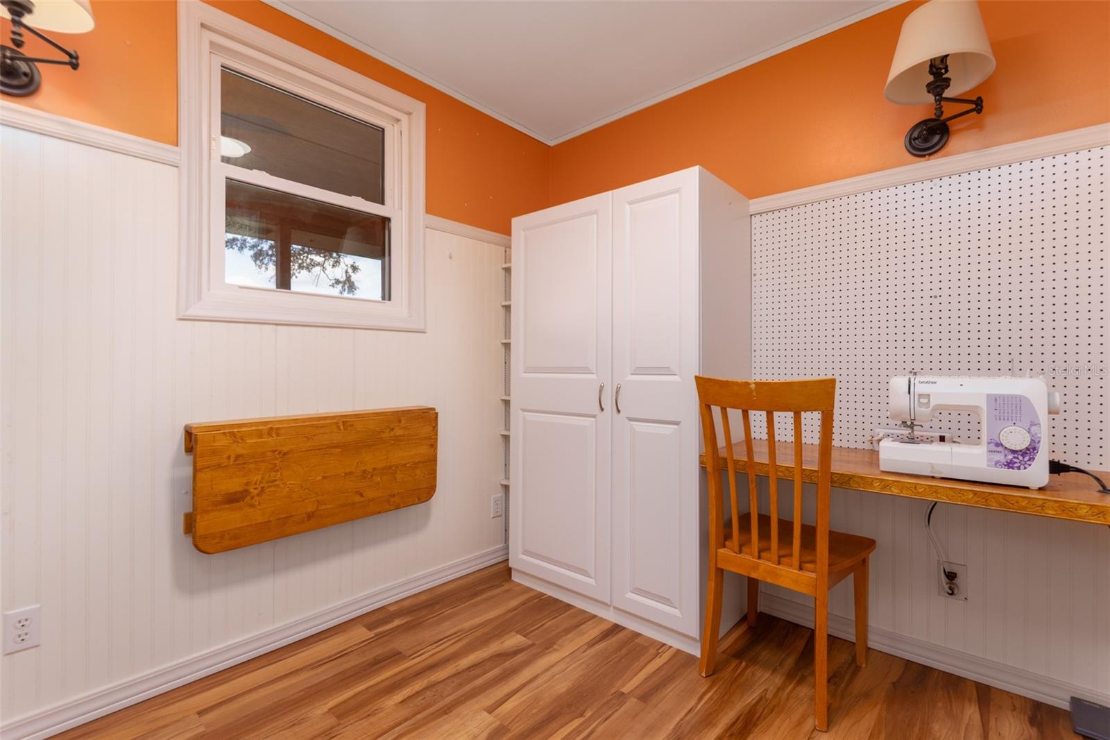 BREEZY POINT - Residential