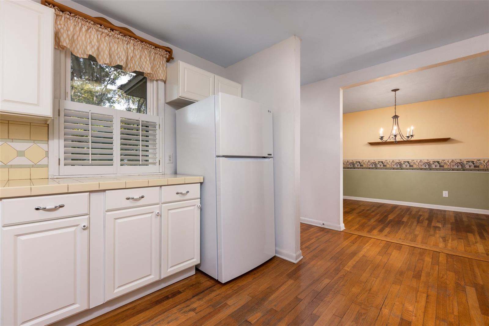 BREEZY POINT - Residential