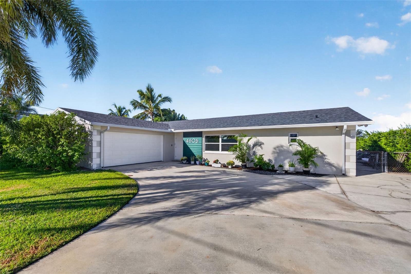 4606 BAY CREST DRIVE