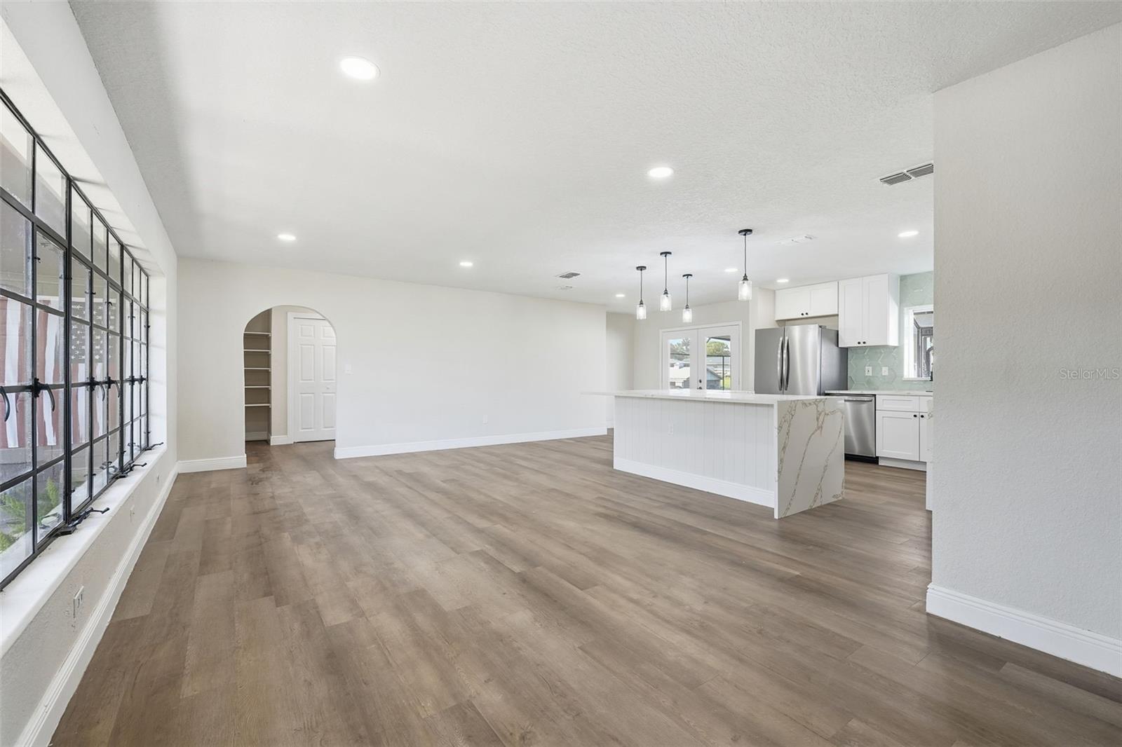 TAVARES NORTH LAKEWOOD PARK ADD 01 - Residential