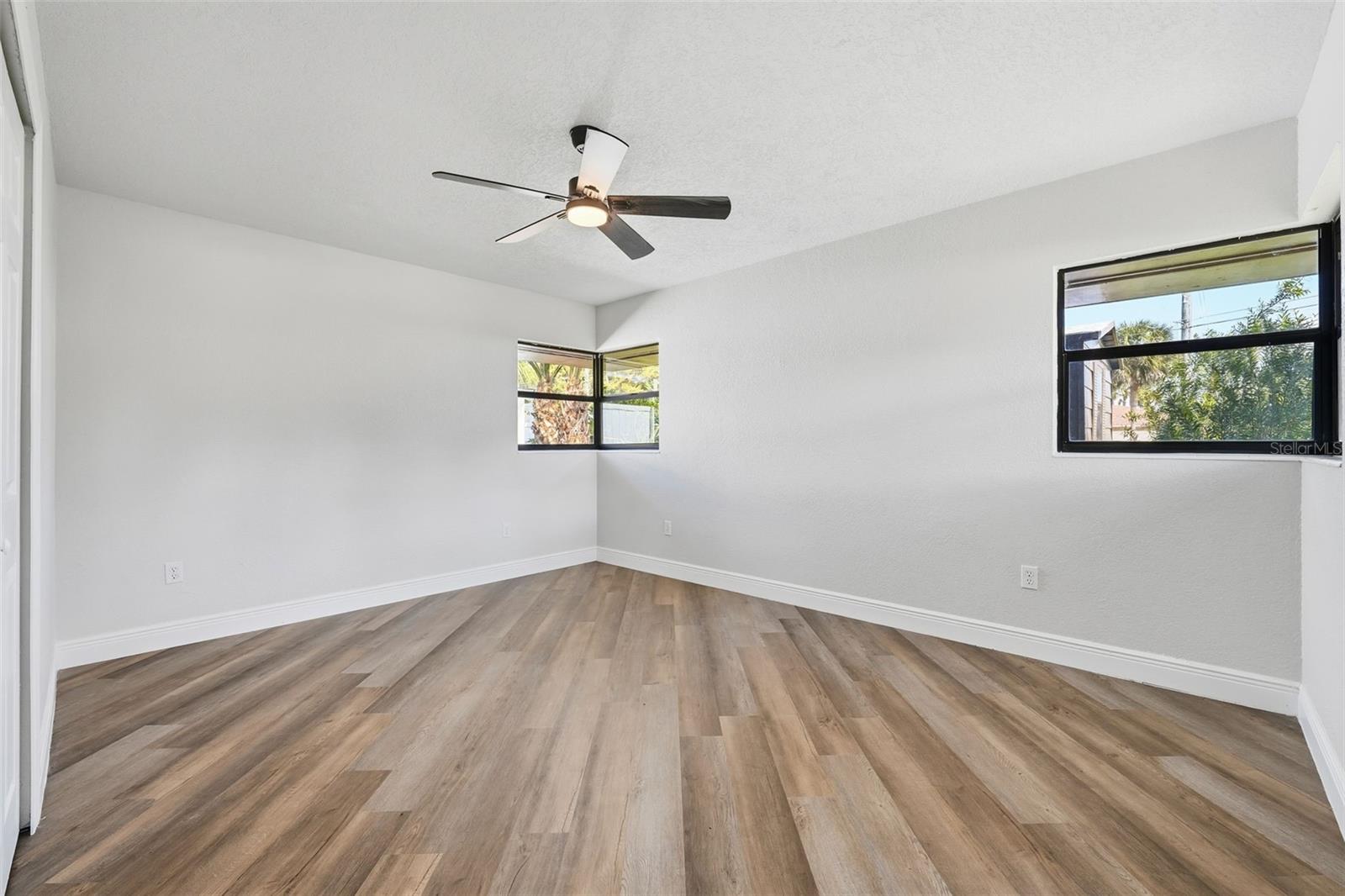 TAVARES NORTH LAKEWOOD PARK ADD 01 - Residential