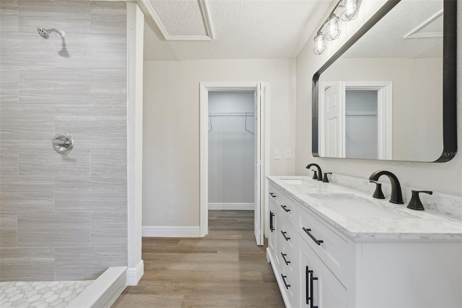 TAVARES NORTH LAKEWOOD PARK ADD 01 - Residential