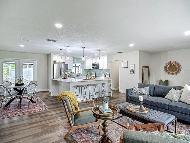 TAVARES NORTH LAKEWOOD PARK ADD 01 - Residential