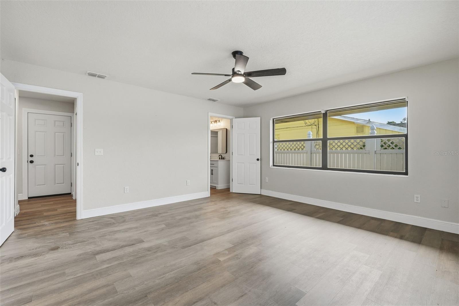 TAVARES NORTH LAKEWOOD PARK ADD 01 - Residential