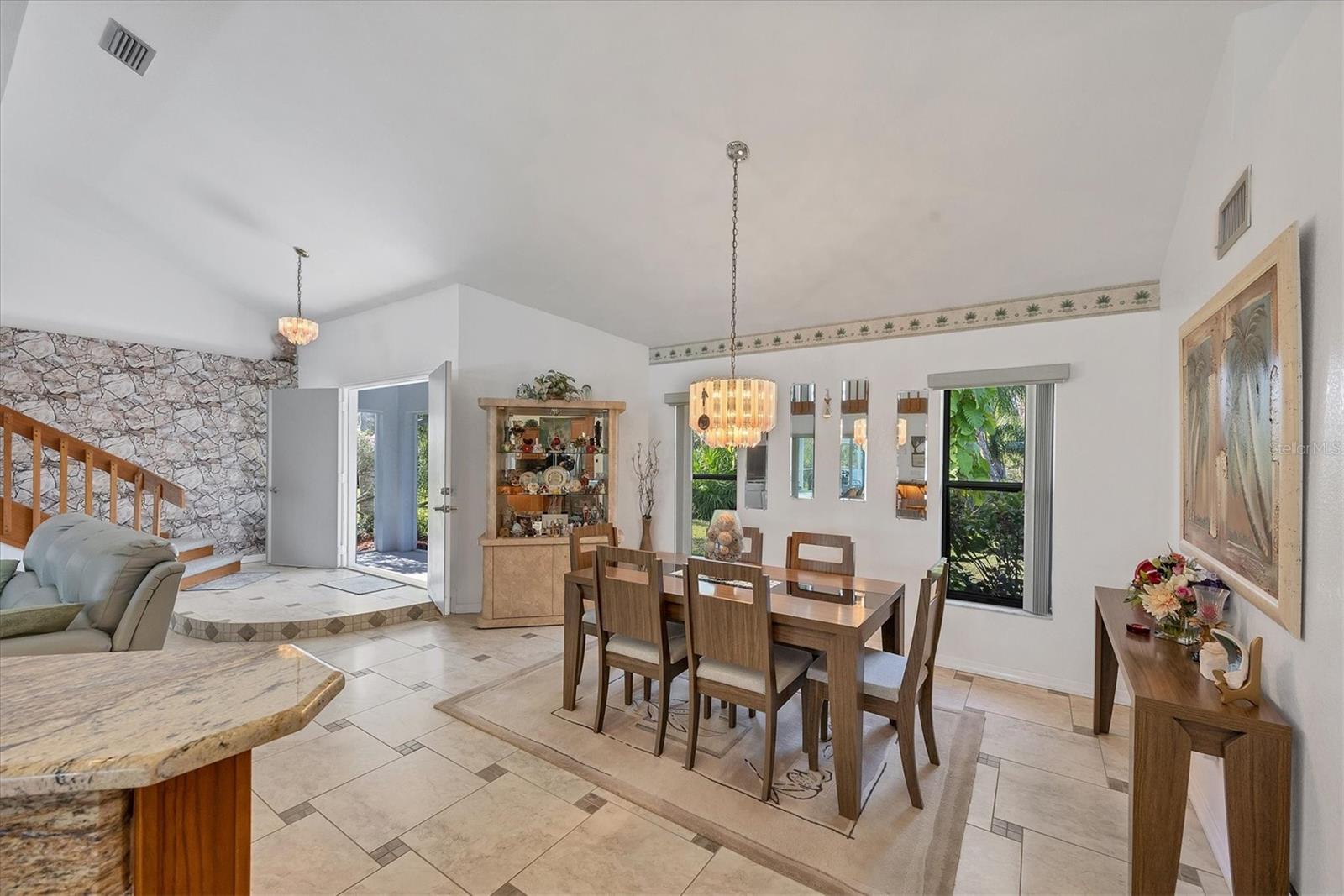 TROPICAL HOMESITES & LITTLE FA - Residential