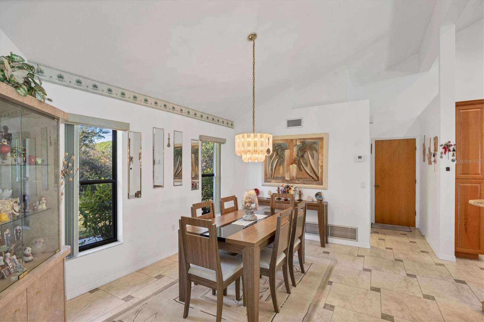 TROPICAL HOMESITES & LITTLE FA - Residential