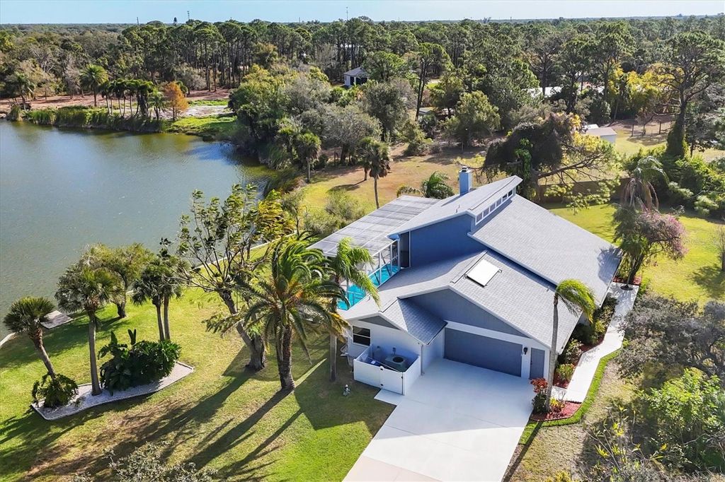 Photo of 5885 Denison Drive, Venice, FL 34293 (MLS # N6142373)