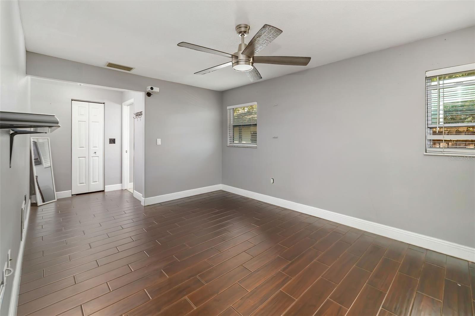 SUNSHINE ESTATES - Residential