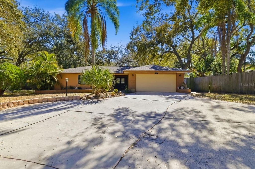 Photo of 186 Sunward Avenue, Palm Harbor, FL 34684 (MLS # A4682536)