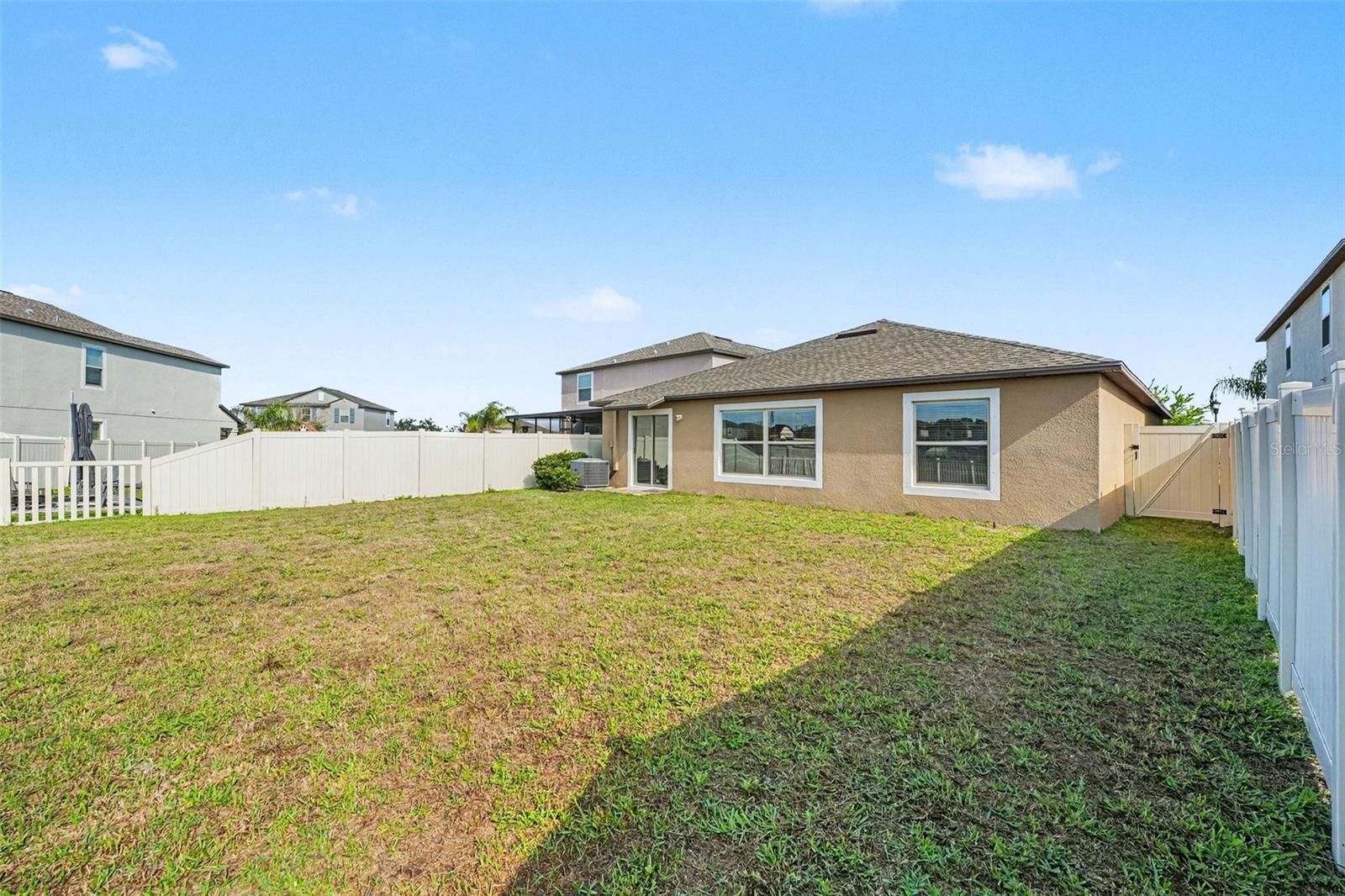 VENTANA GRVS PH 1 - Residential Lease