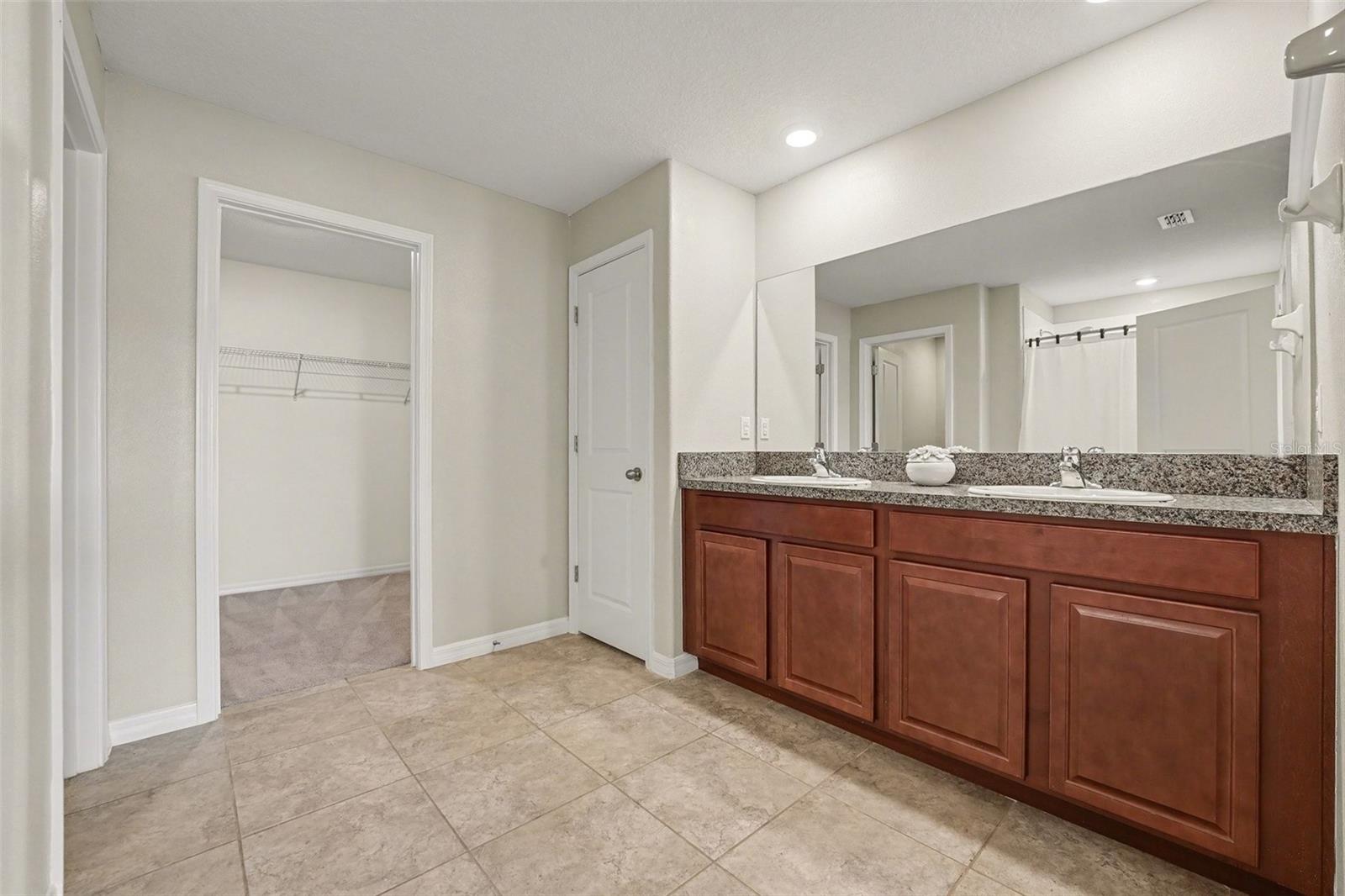 VENTANA GRVS PH 1 - Residential Lease