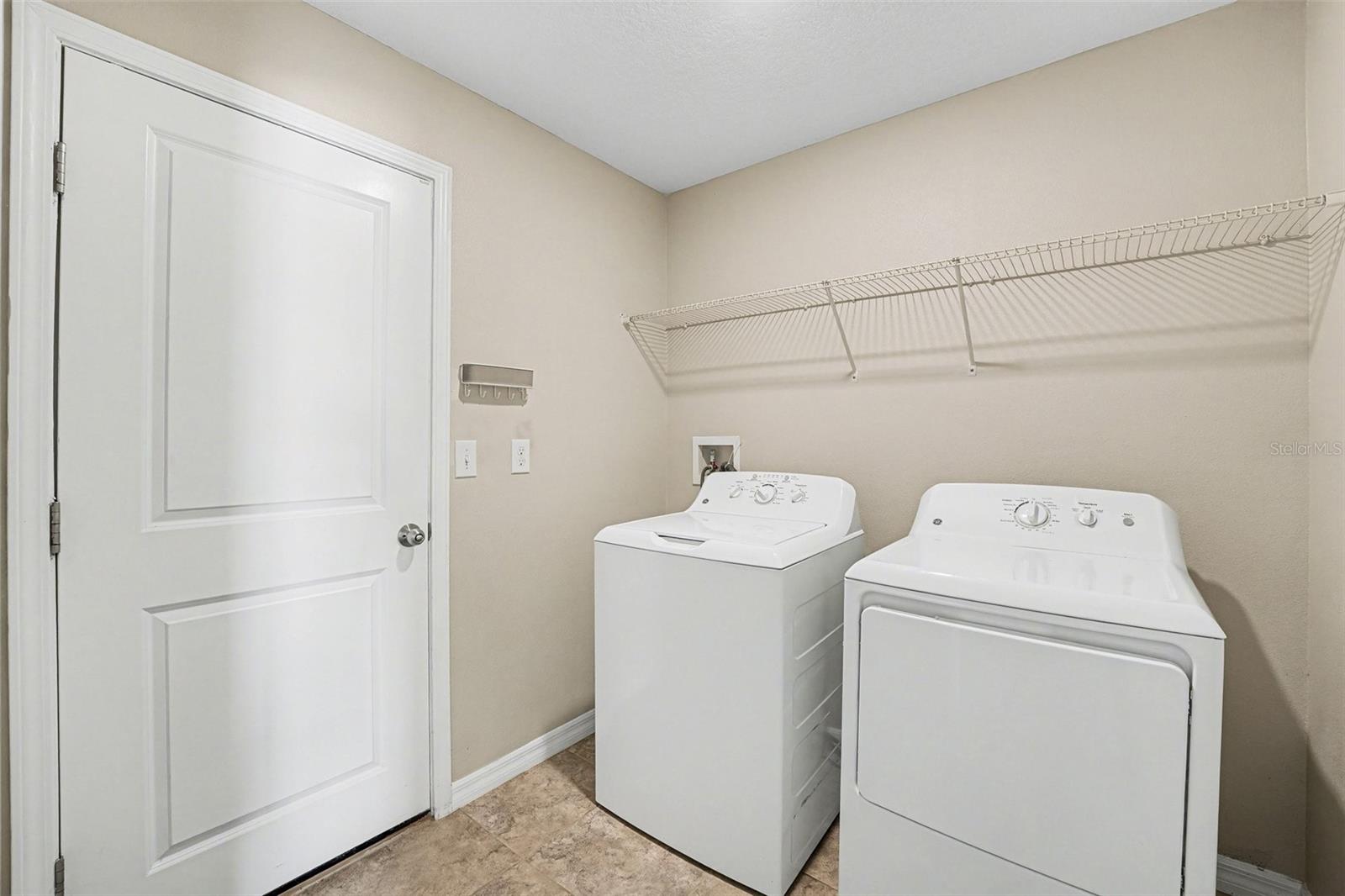 VENTANA GRVS PH 1 - Residential Lease