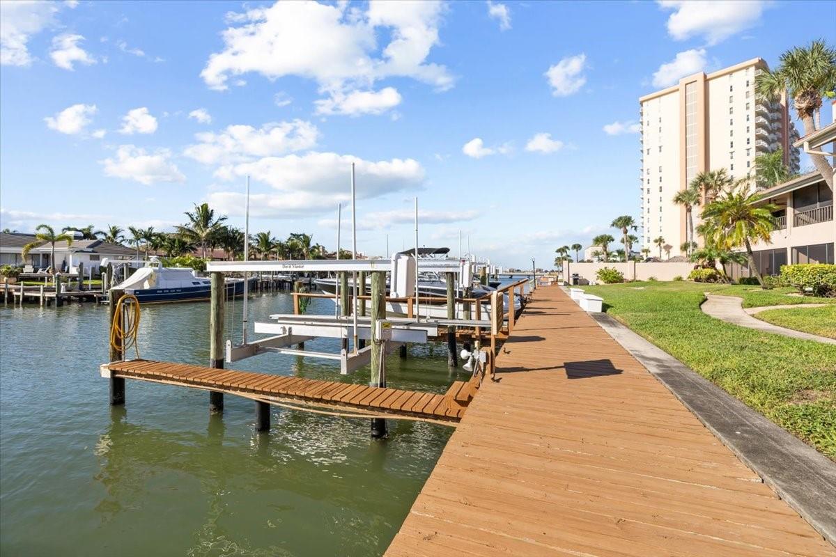 VILLAS ON POINT BRITTANY CONDO - Residential