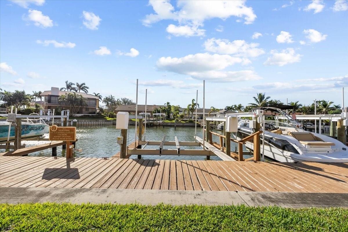 VILLAS ON POINT BRITTANY CONDO - Residential