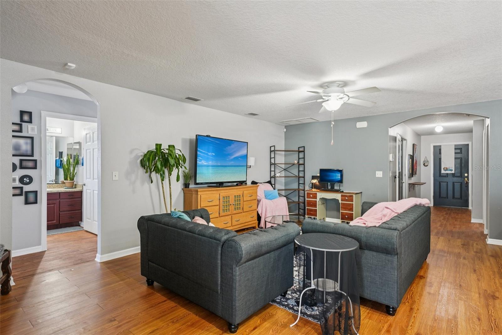 BAYOU PASS VILLAGE PH FOUR - Residential