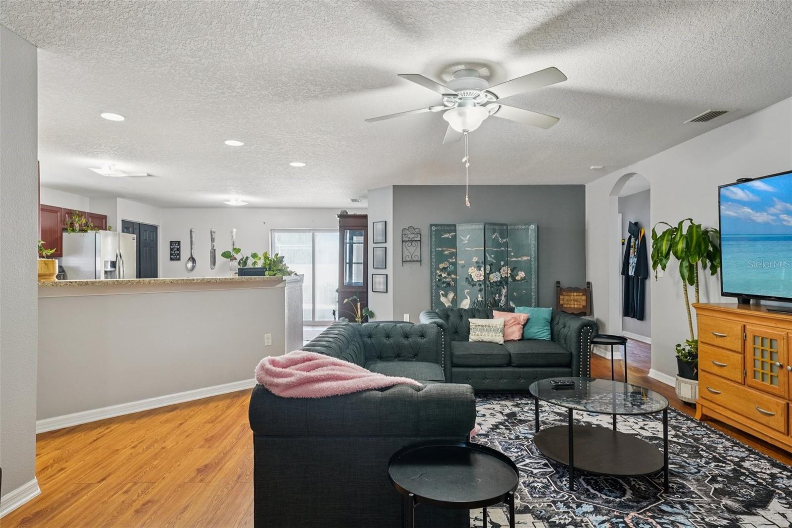 1438 BLOSSOM BAYOU CIRCLE