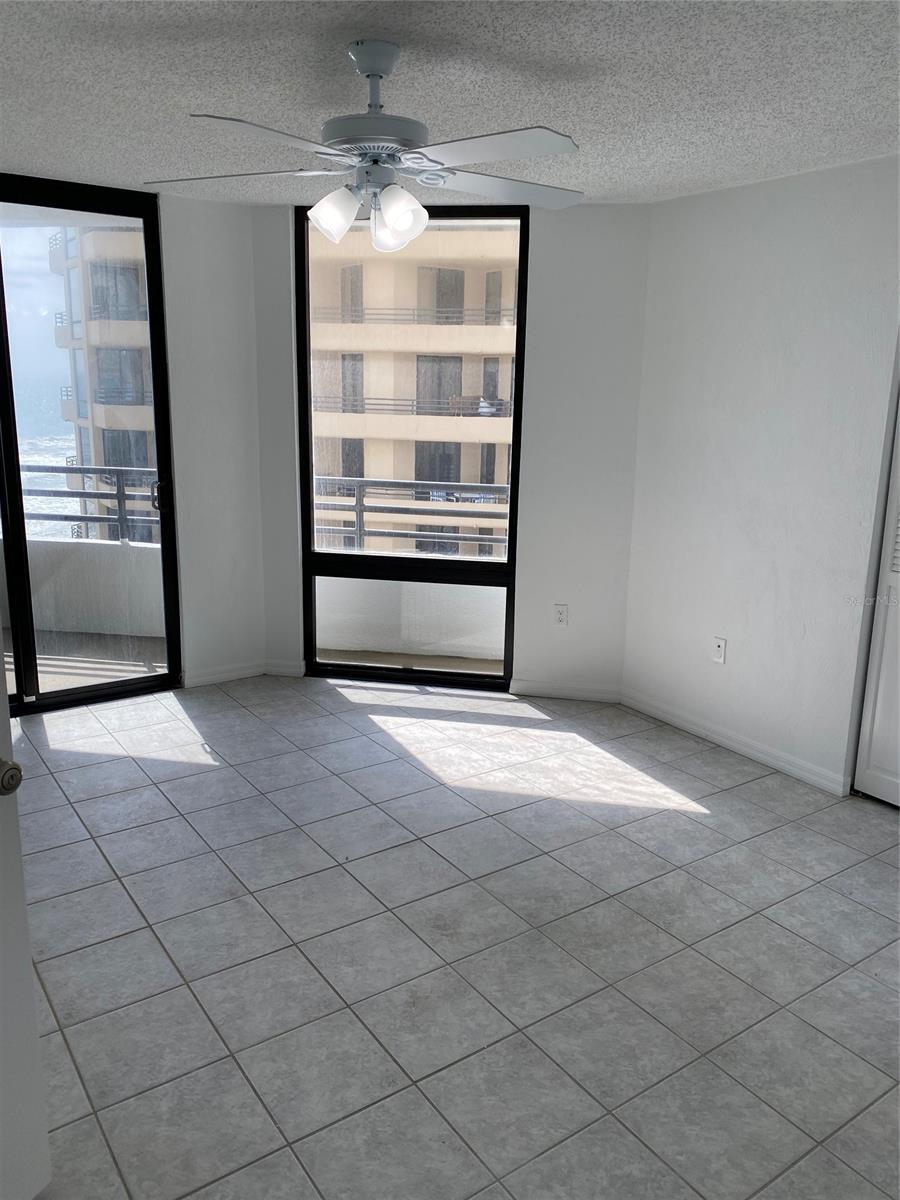 Oceans Atrium 01 Condo - Residential