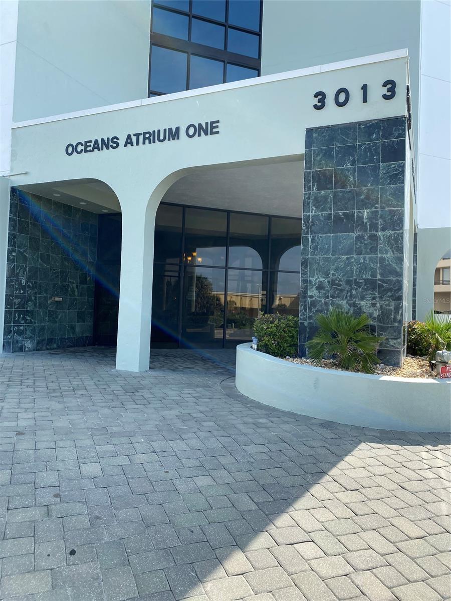 Oceans Atrium 01 Condo - Residential