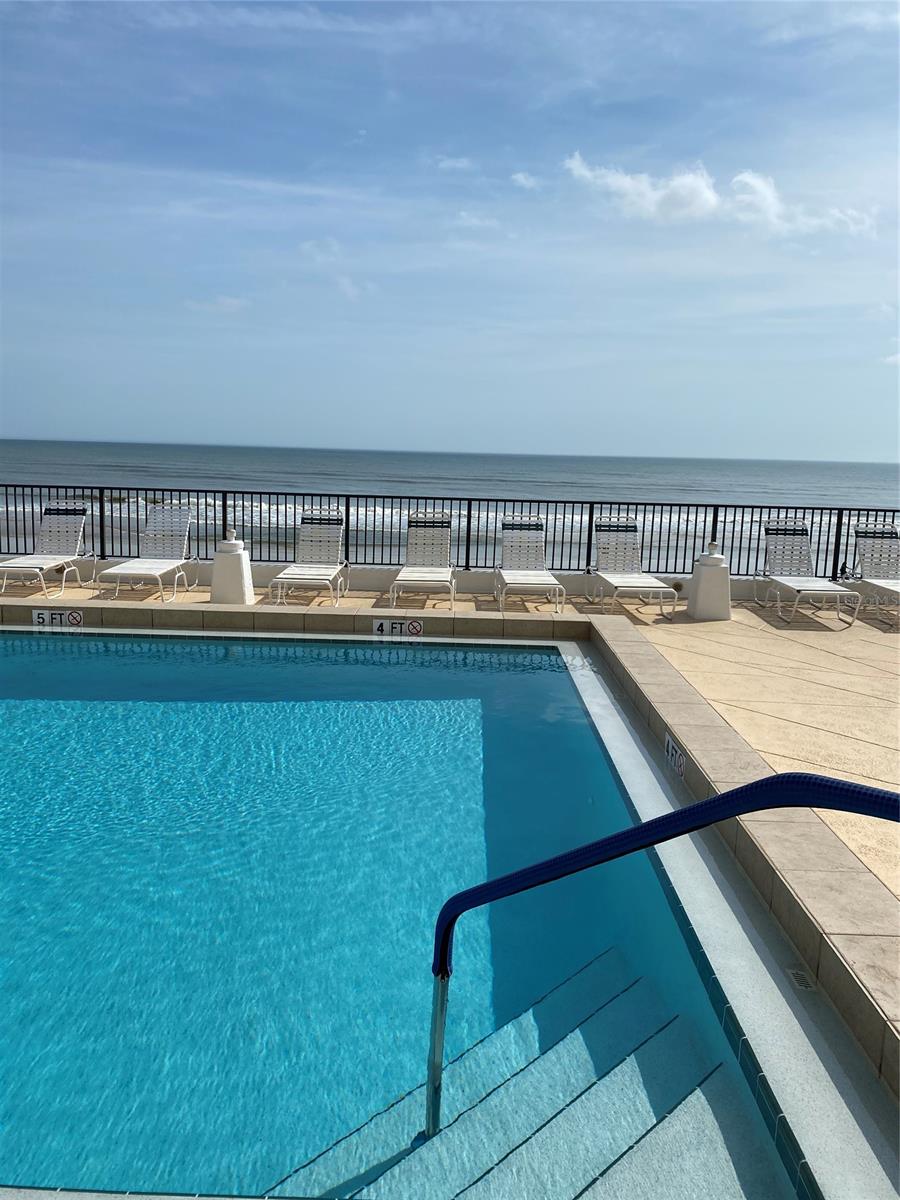 Oceans Atrium 01 Condo - Residential