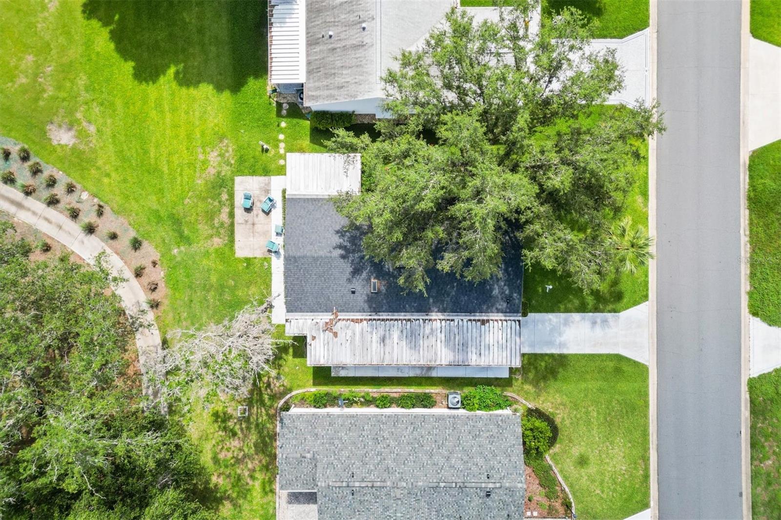 523 BONITA DRIVE
