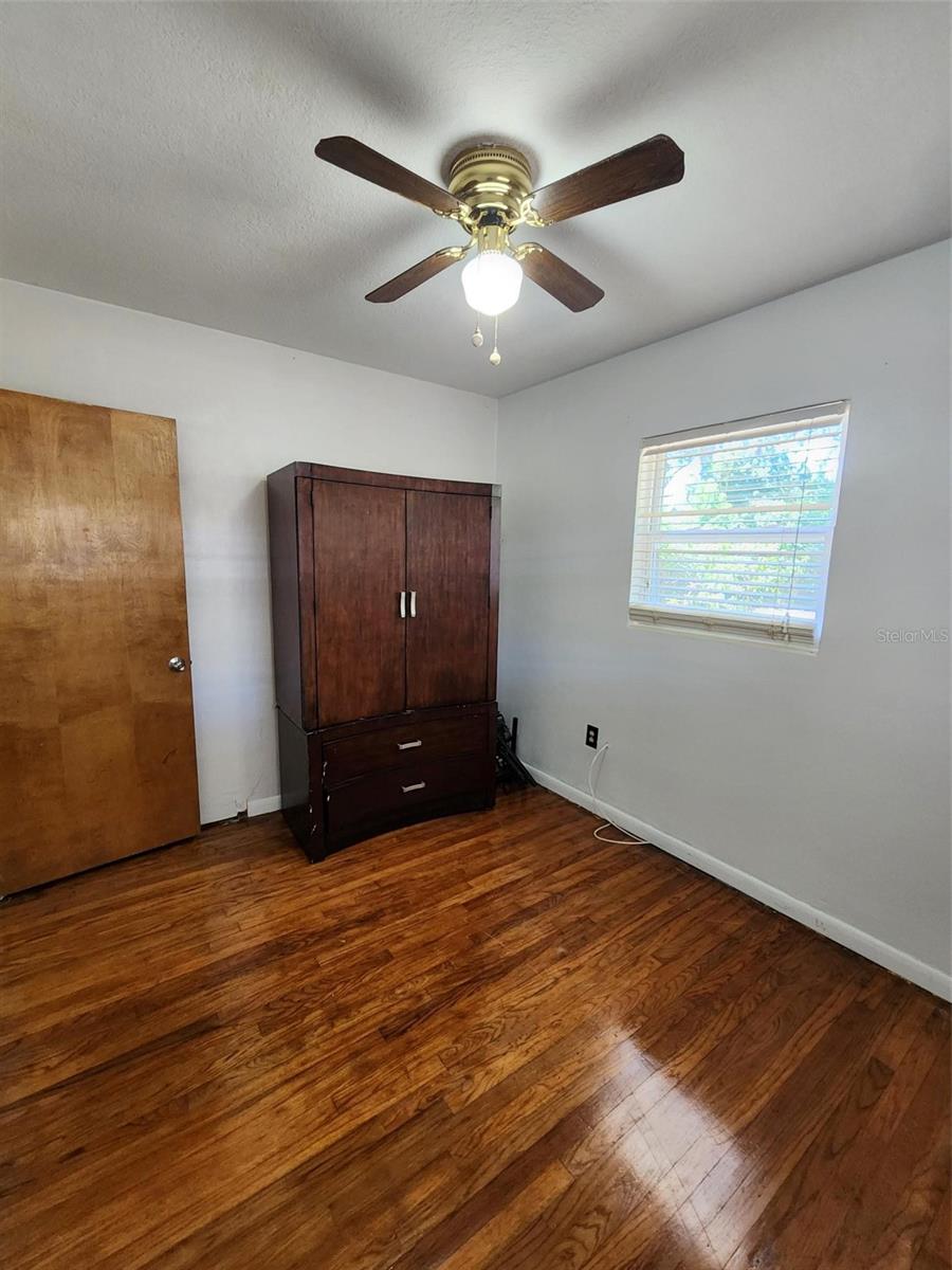 TRANQUIL OAKS - Residential