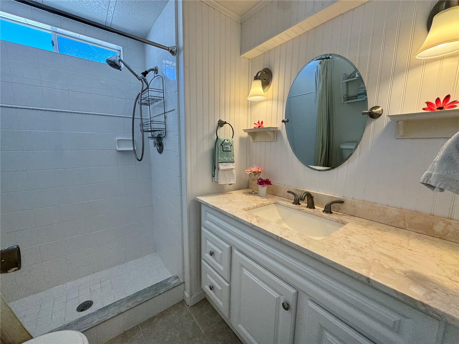 GULFSHORE OF LONGBOAT KEY - Residential