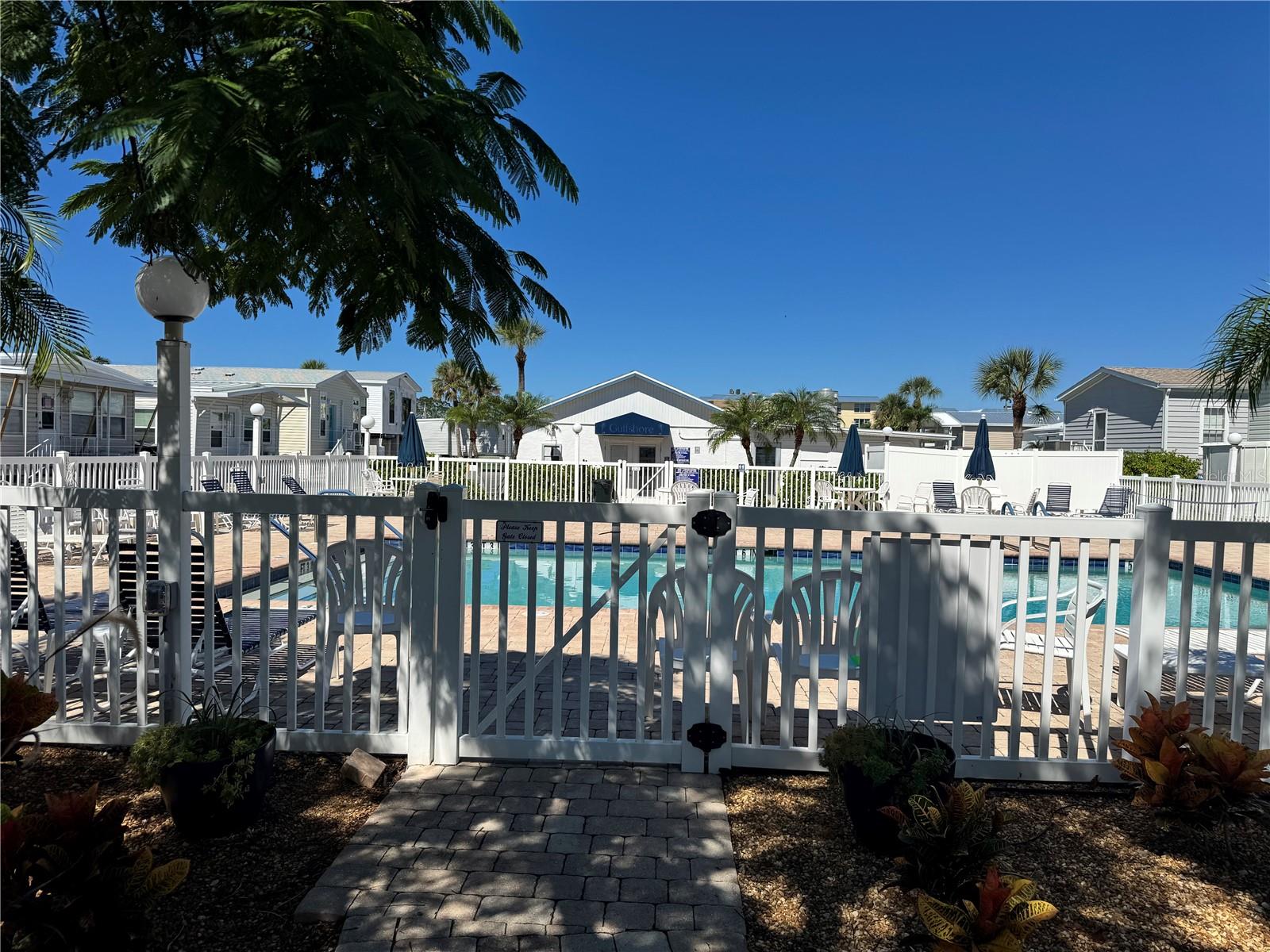 GULFSHORE OF LONGBOAT KEY - Residential