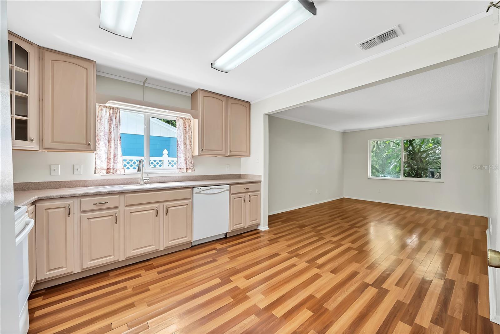 877 GREAT BEND ROAD