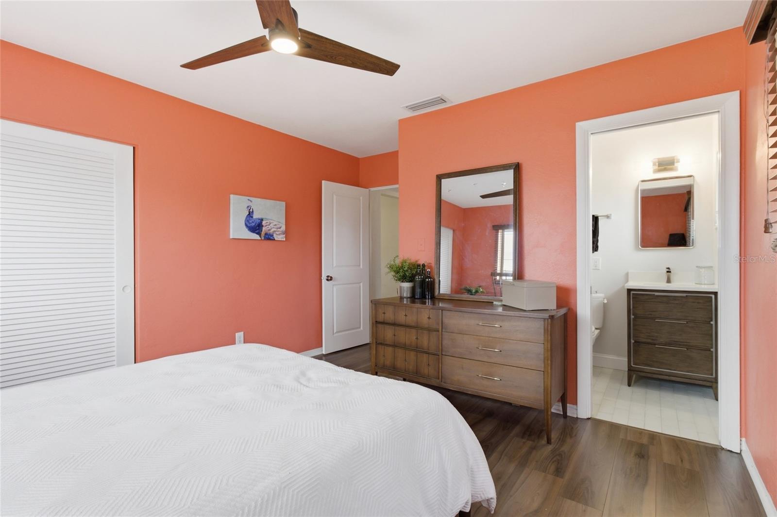 NORTH EAST PARK SHORES - Residential