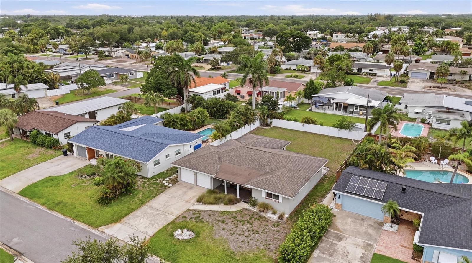 NORTH EAST PARK SHORES - Residential