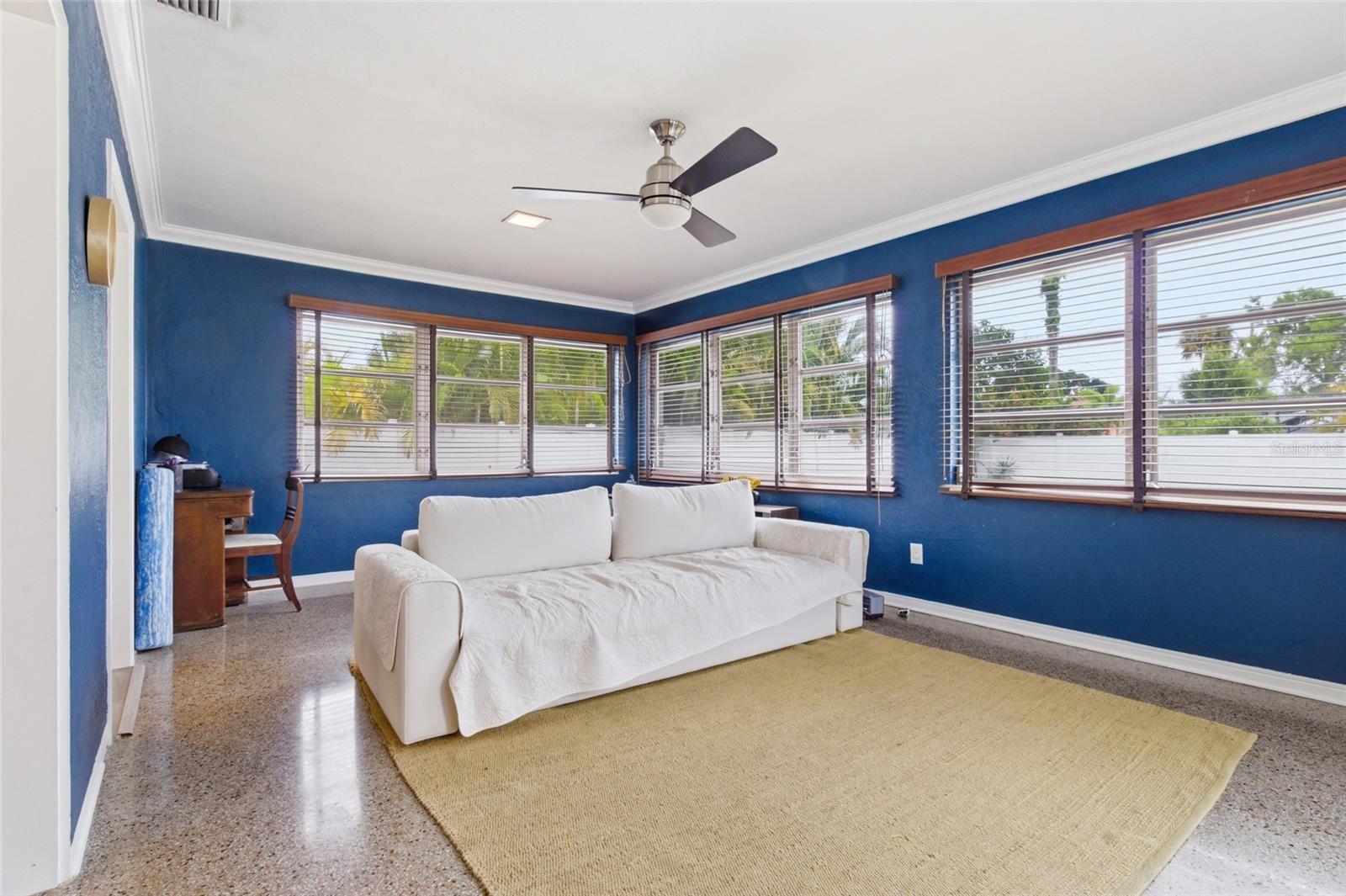NORTH EAST PARK SHORES - Residential